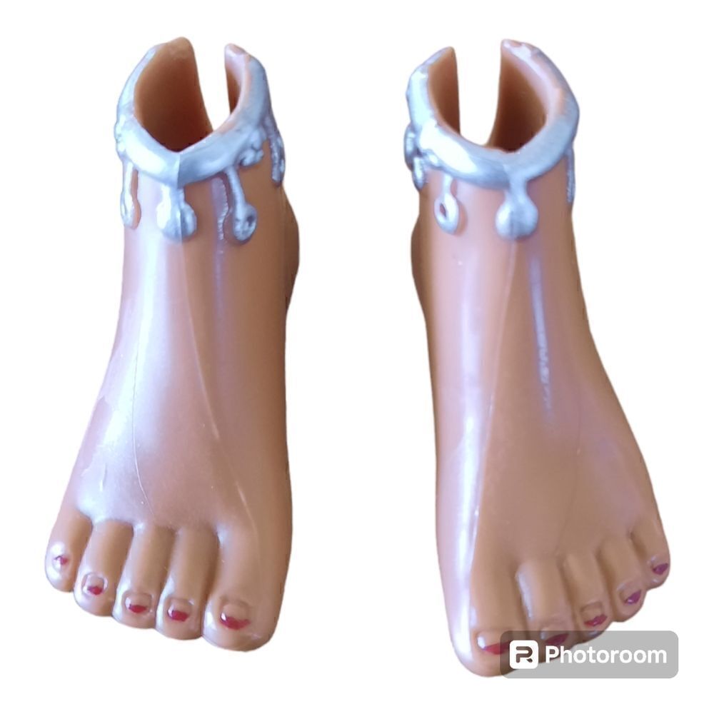 Barbie My Scene Shoes I Love Shopping Madison Doll's Feet Toe Nail Polish Anklet